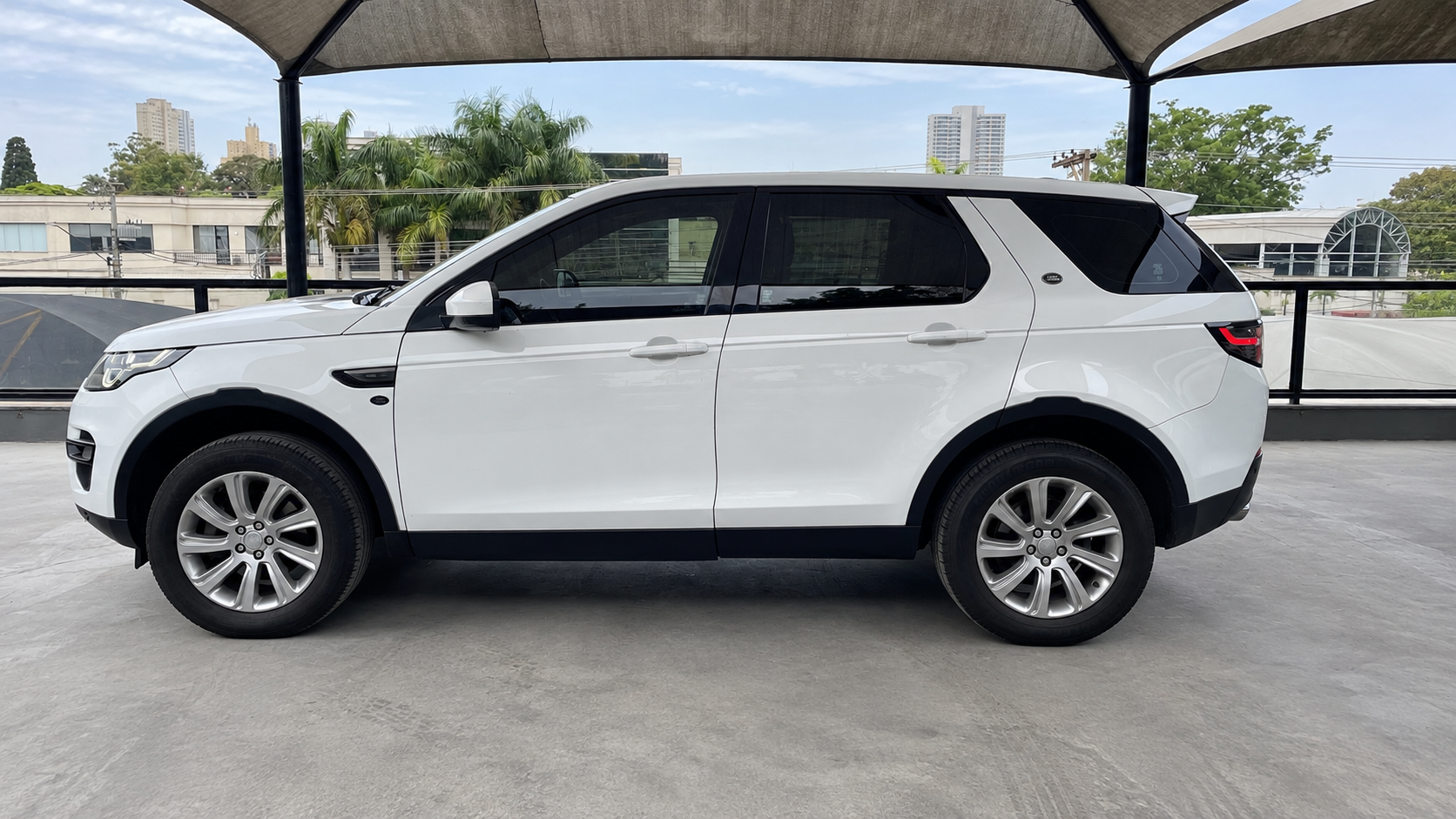 LAND ROVER DISCOVERY SPORT SE 2016 — foto 5