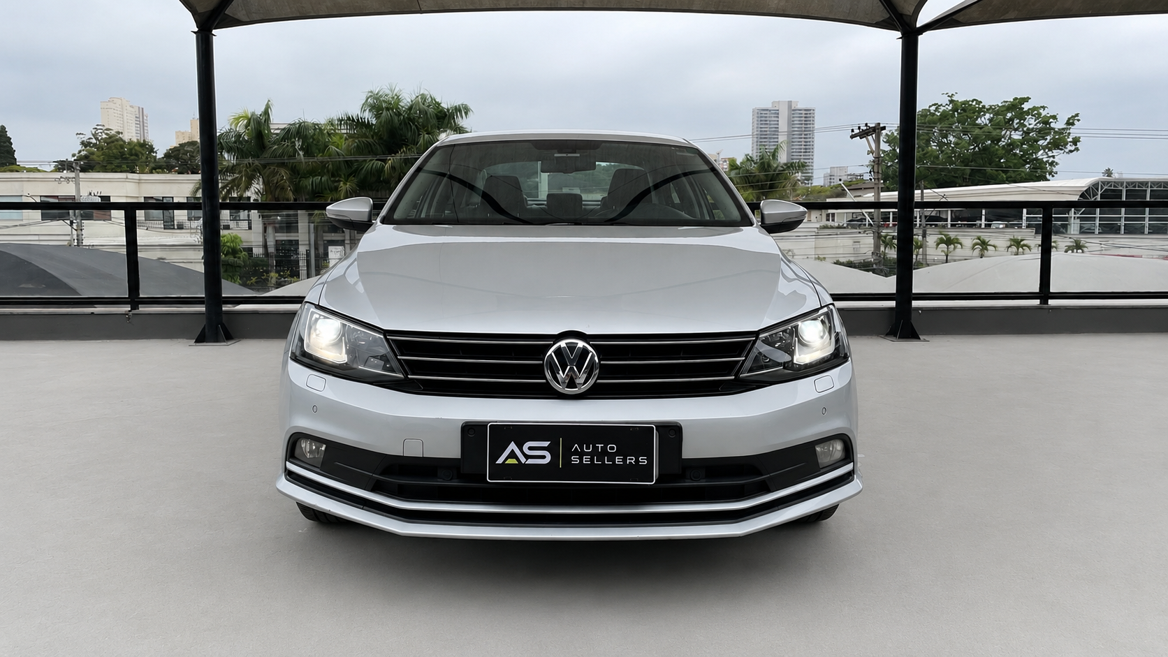 VOLKSWAGEN JETTA HIGHLINE 2016 — foto 2