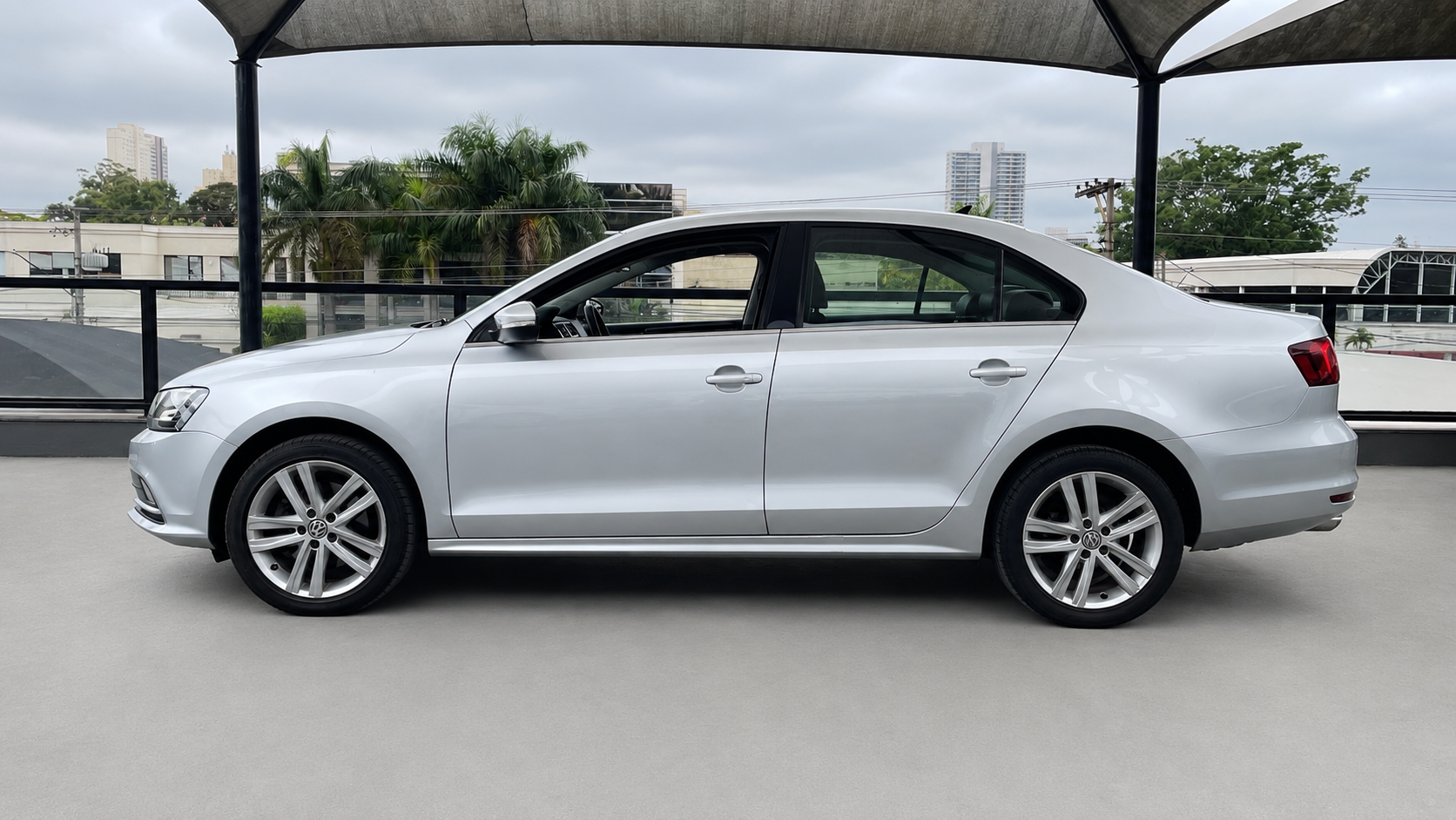 VOLKSWAGEN JETTA HIGHLINE 2016 — foto 5
