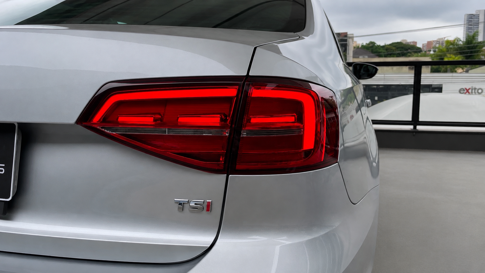 VOLKSWAGEN JETTA HIGHLINE 2016 — foto 8