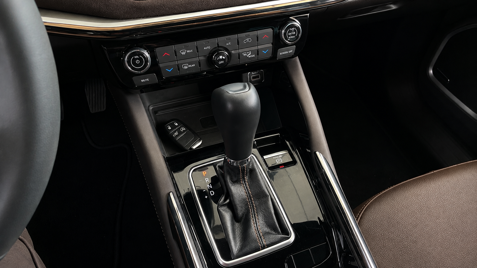 JEEP COMMANDER OVERLAND T270 1.3T 2023 — foto 14