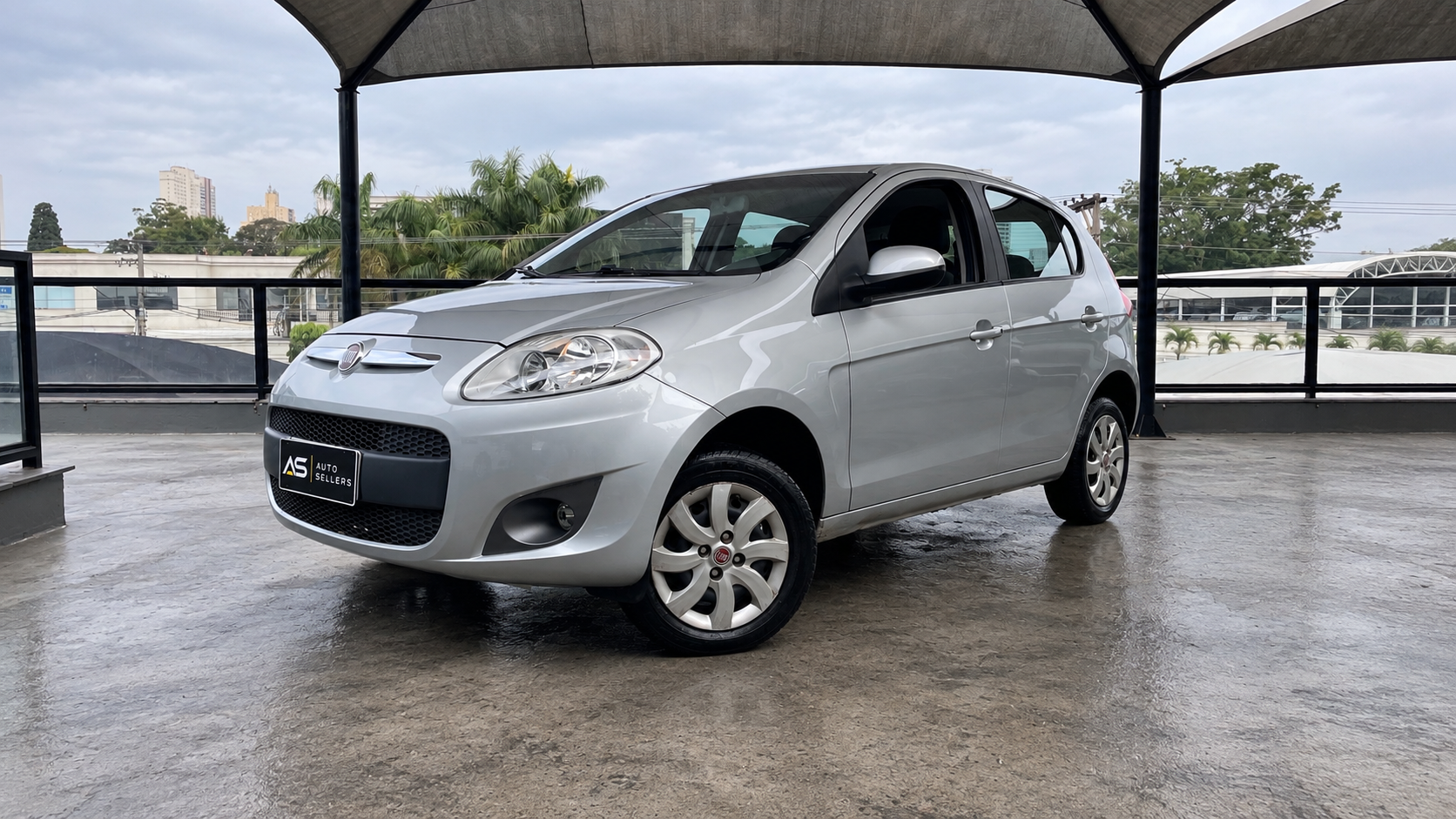 FIAT PALIO ATTRACTIVE 2013