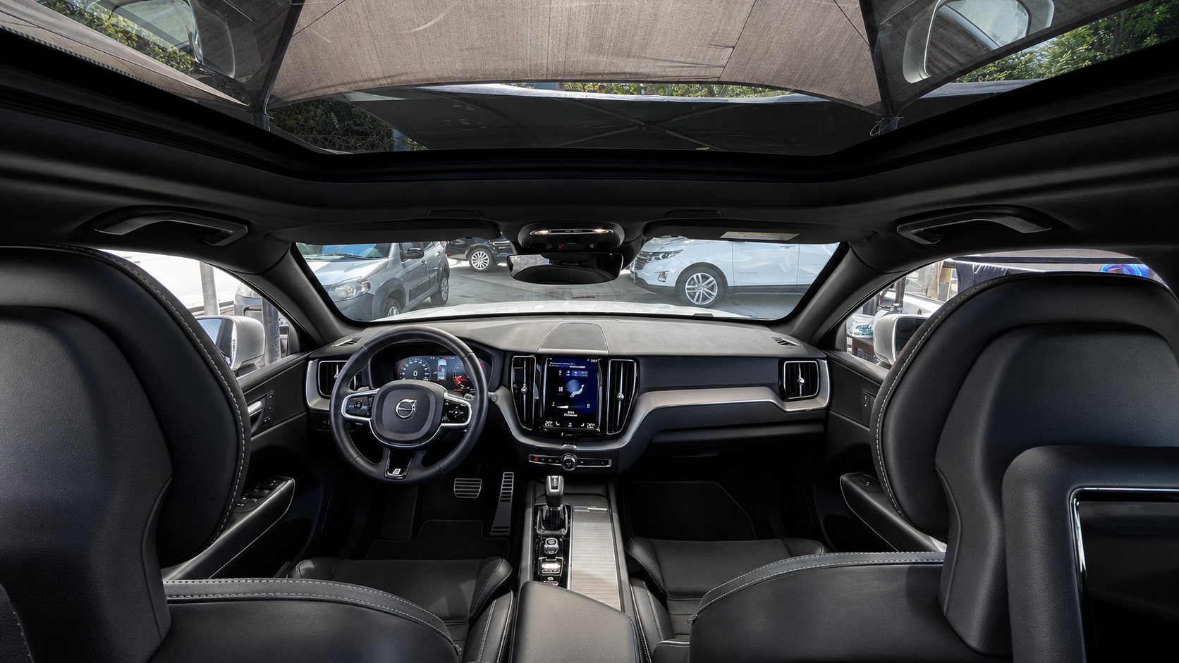 VOLVO XC60 T5 R-DESIGN 2.0 2018 — foto 9
