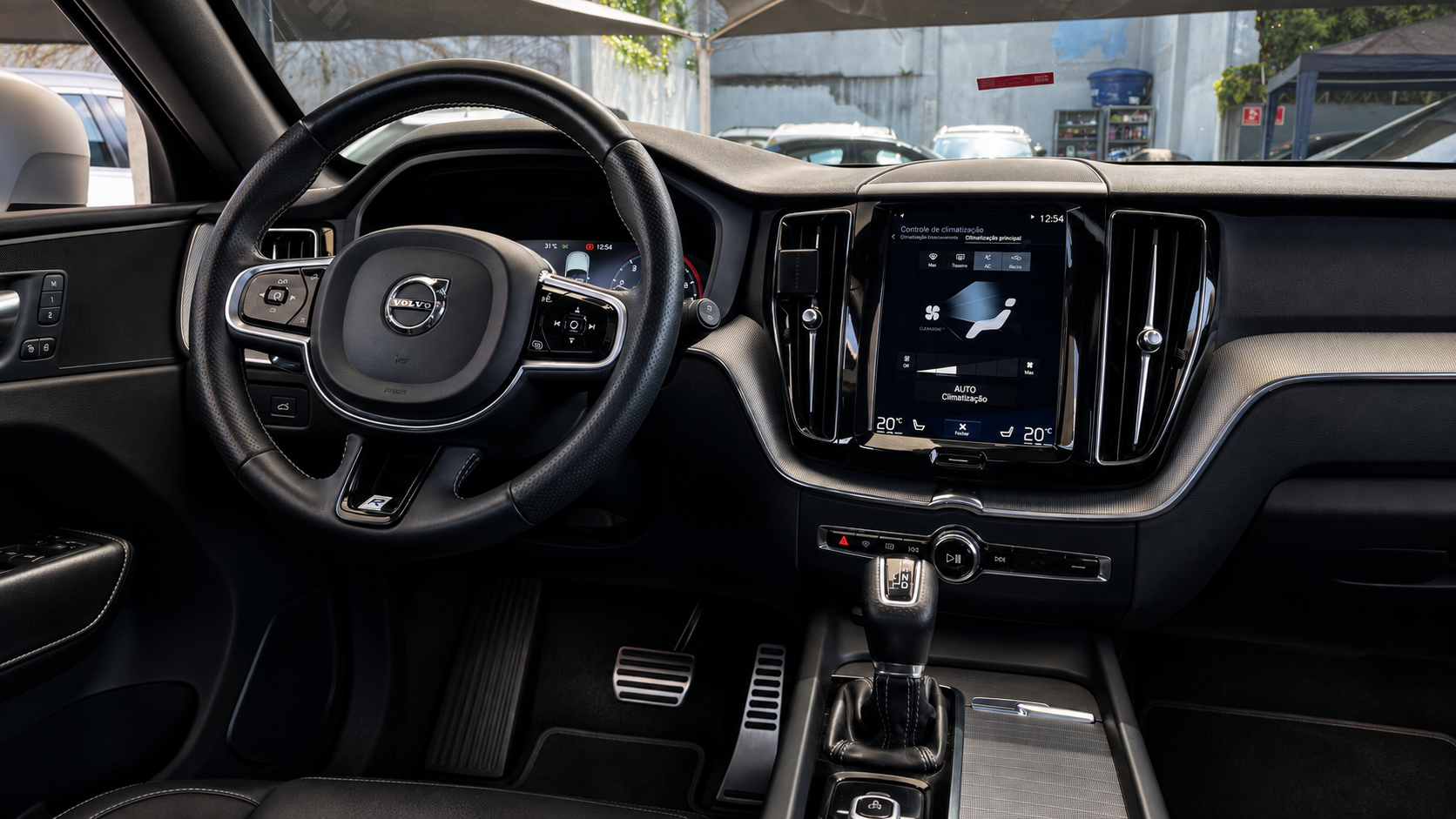 VOLVO XC60 T5 R-DESIGN 2.0 2018 — foto 10