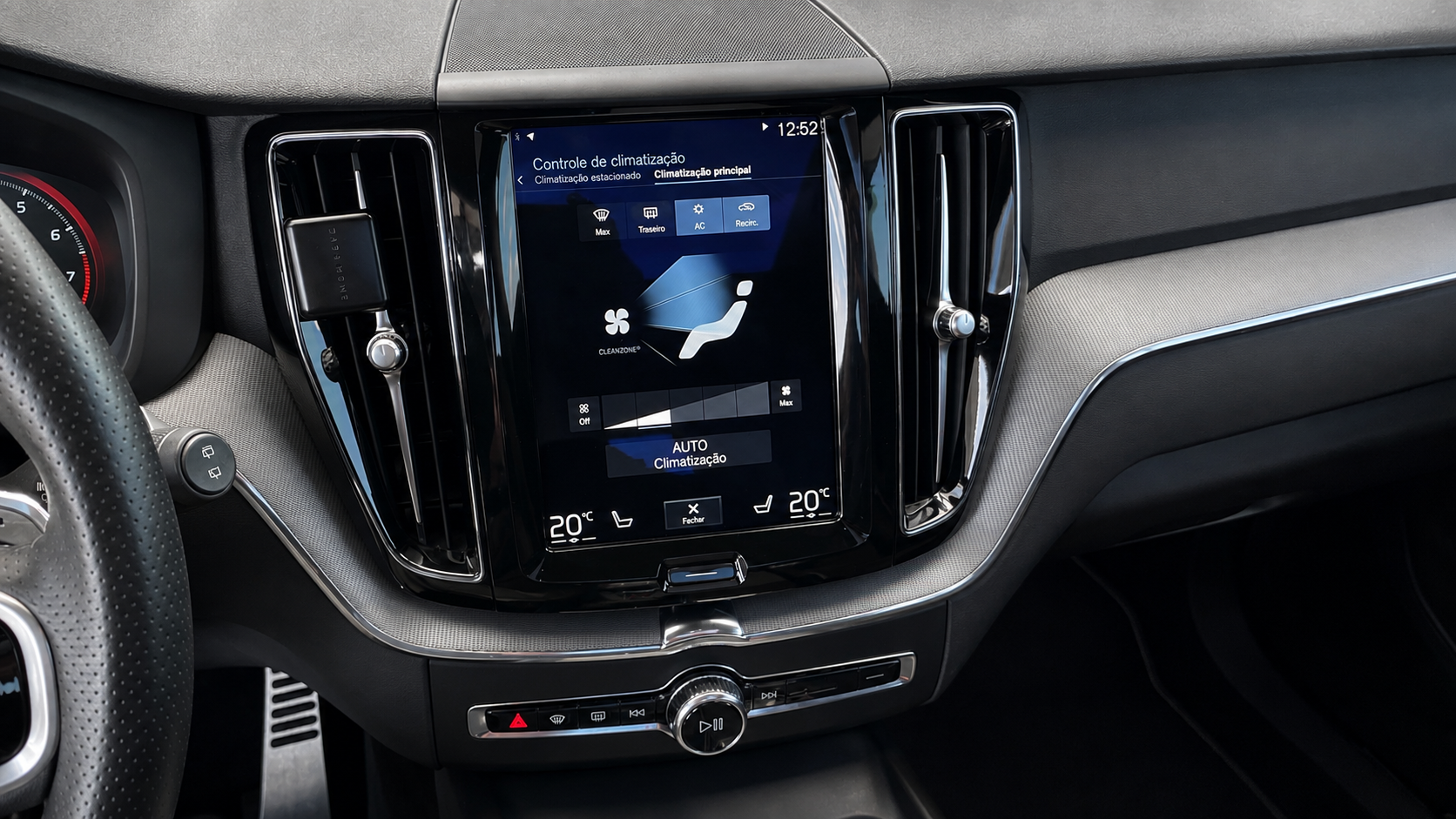 VOLVO XC60 T5 R-DESIGN 2.0 2018 — foto 12