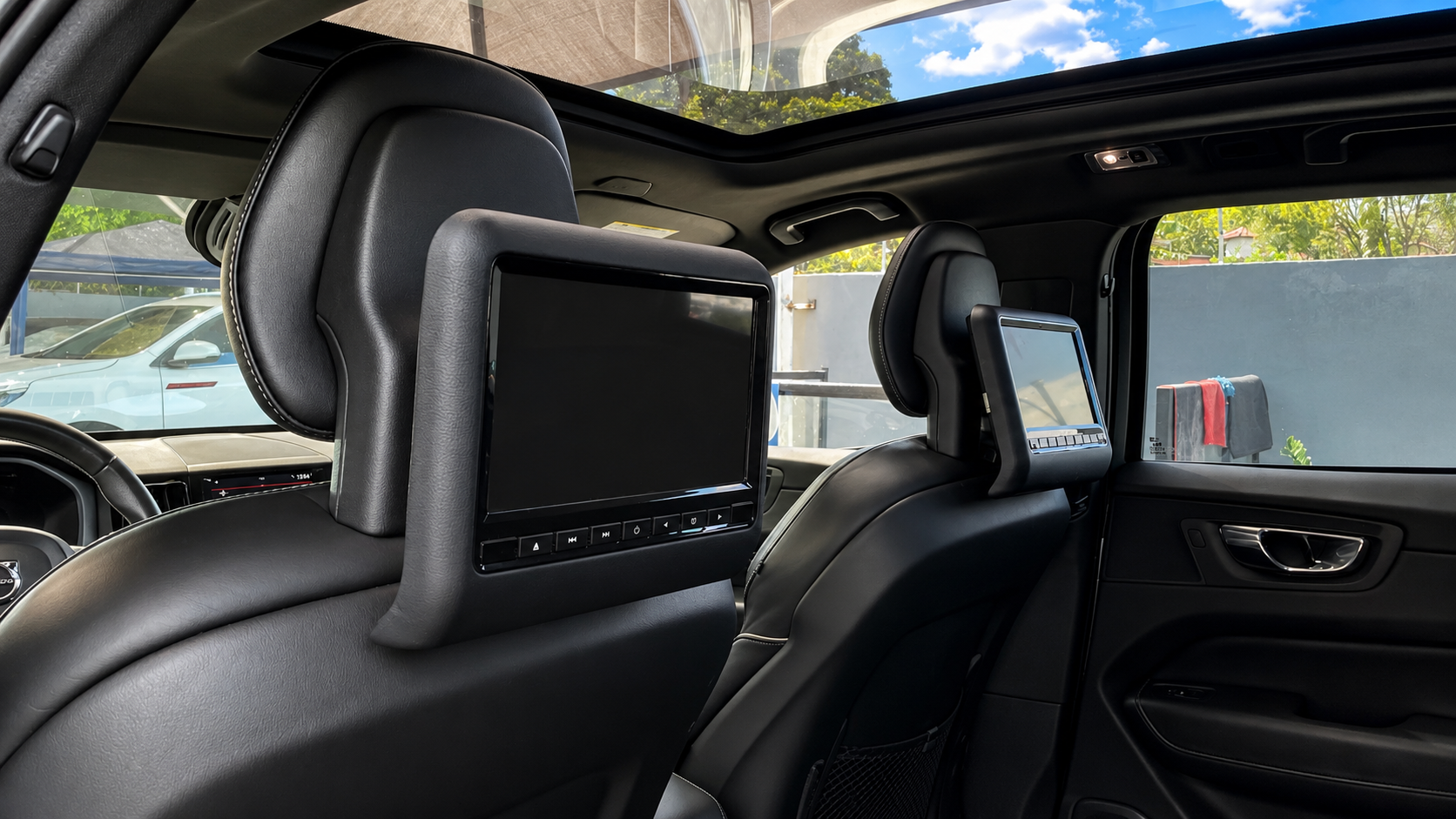 VOLVO XC60 T5 R-DESIGN 2.0 2018 — foto 14