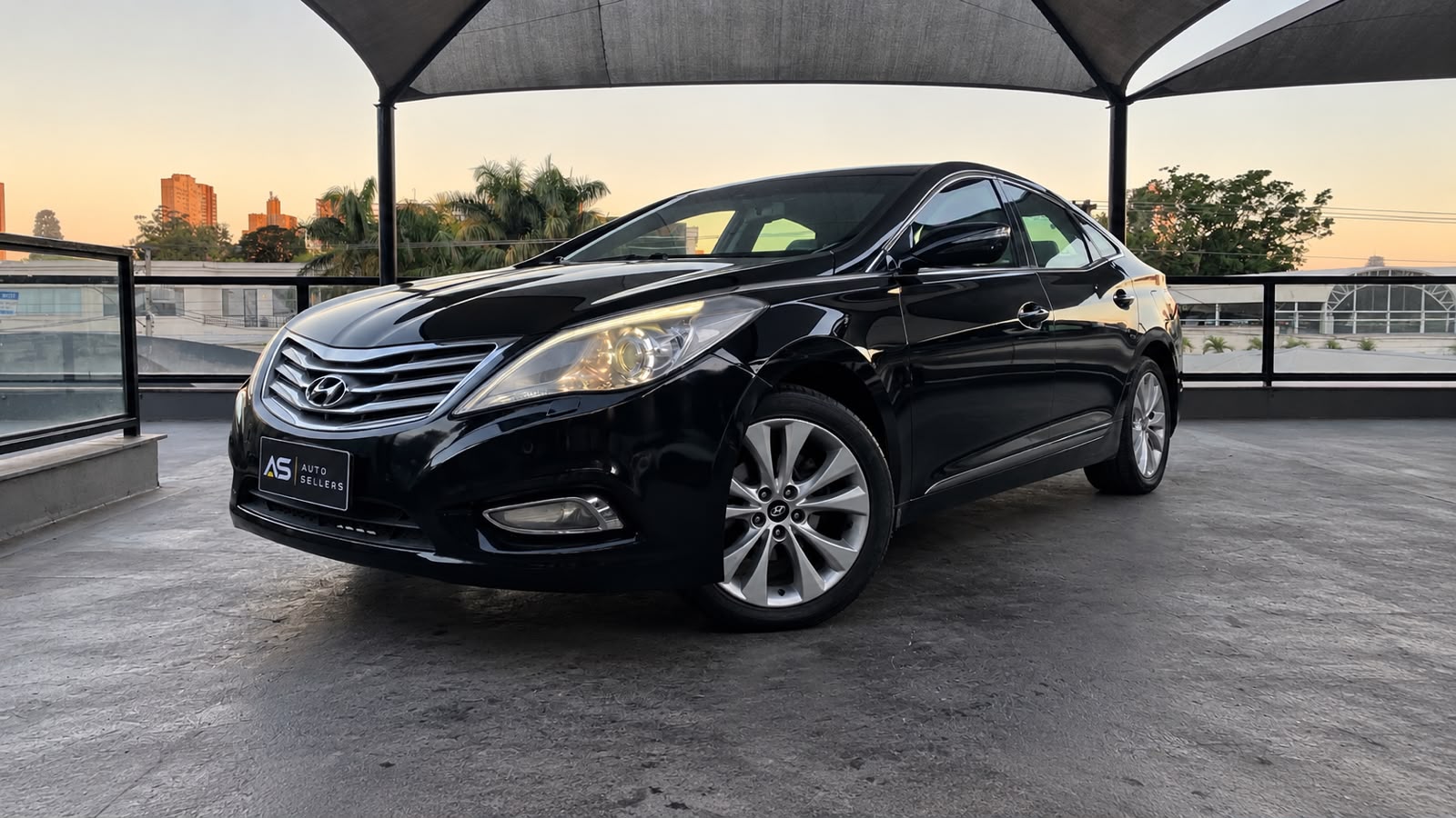 HYUNDAI AZERA 3.0 V6 2015