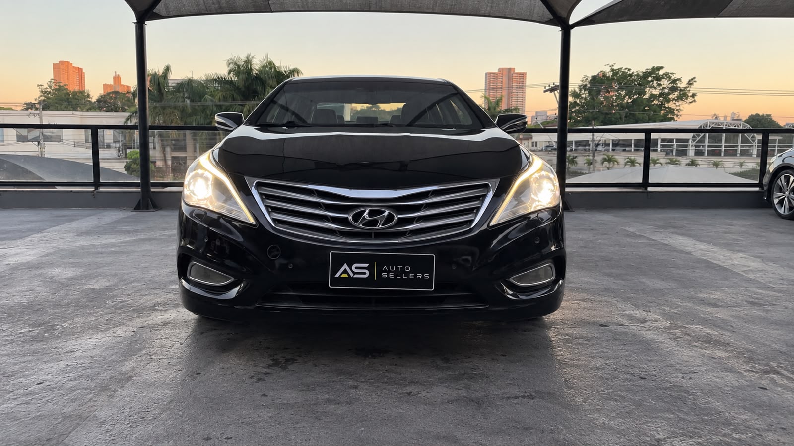 HYUNDAI AZERA 3.0 V6 2015 — foto 2