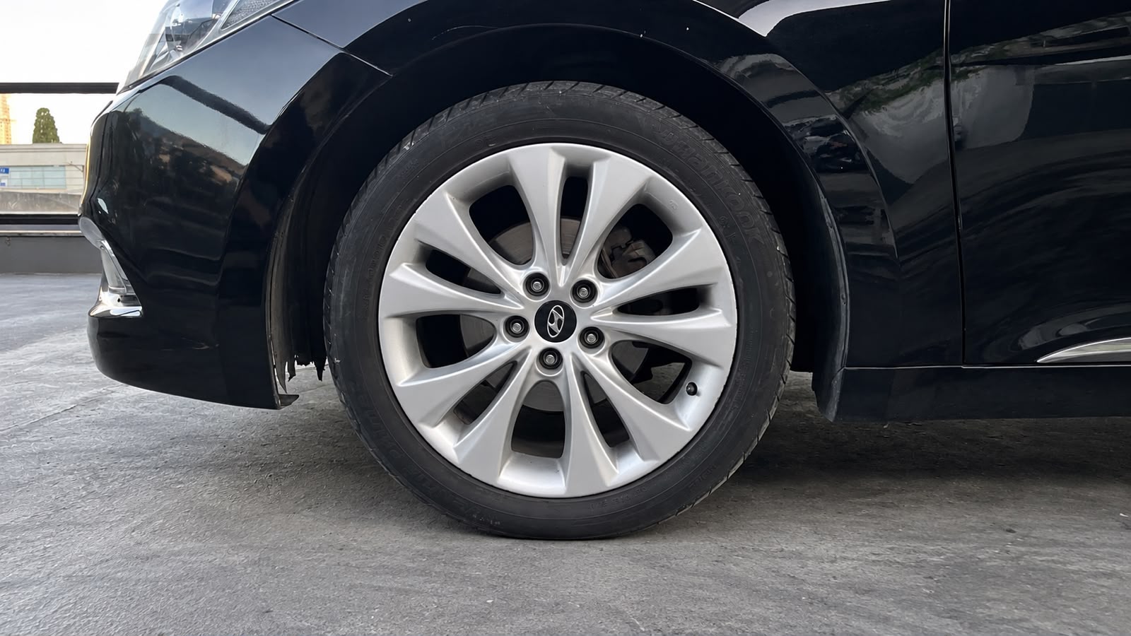 HYUNDAI AZERA 3.0 V6 2015 — foto 8