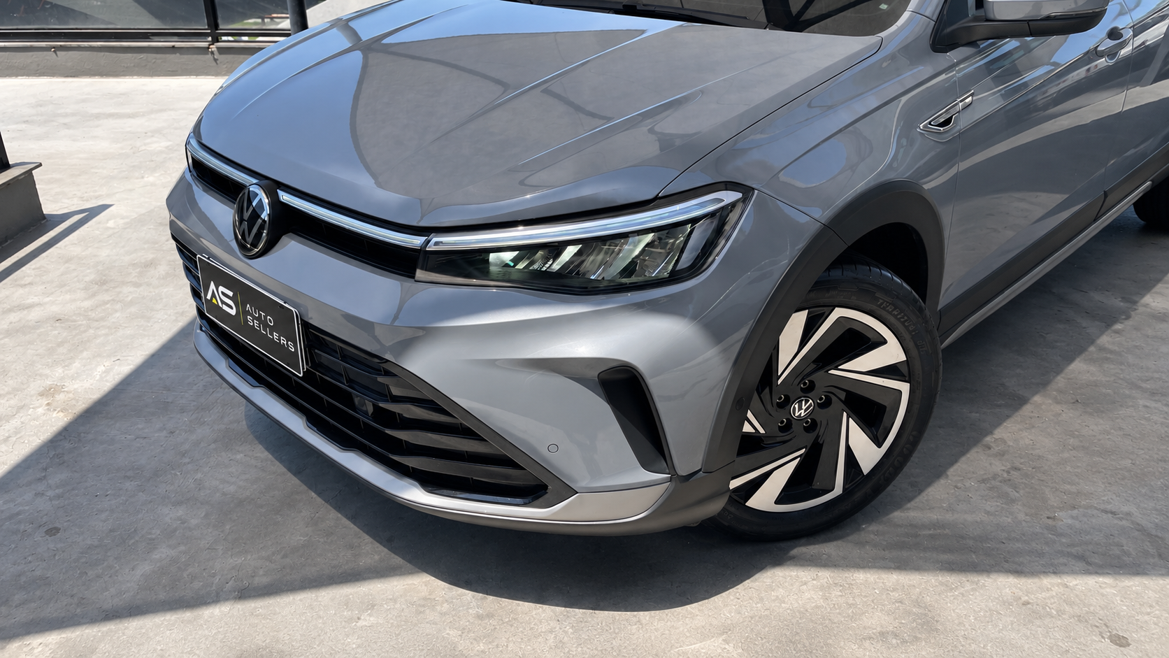 VOLKSWAGEN NIVUS HIGHLINE 1.0 200TSI 2025 — foto 3