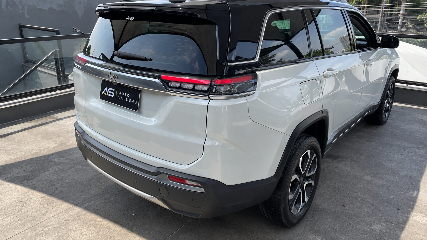 JEEP COMMANDER LIMITED T380 2024 — foto 7