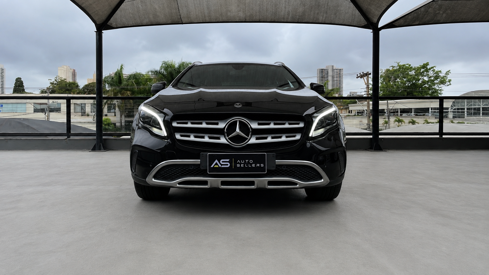 MERCEDES GLA 200 ADVANCE 1.6T 2018 — foto 2