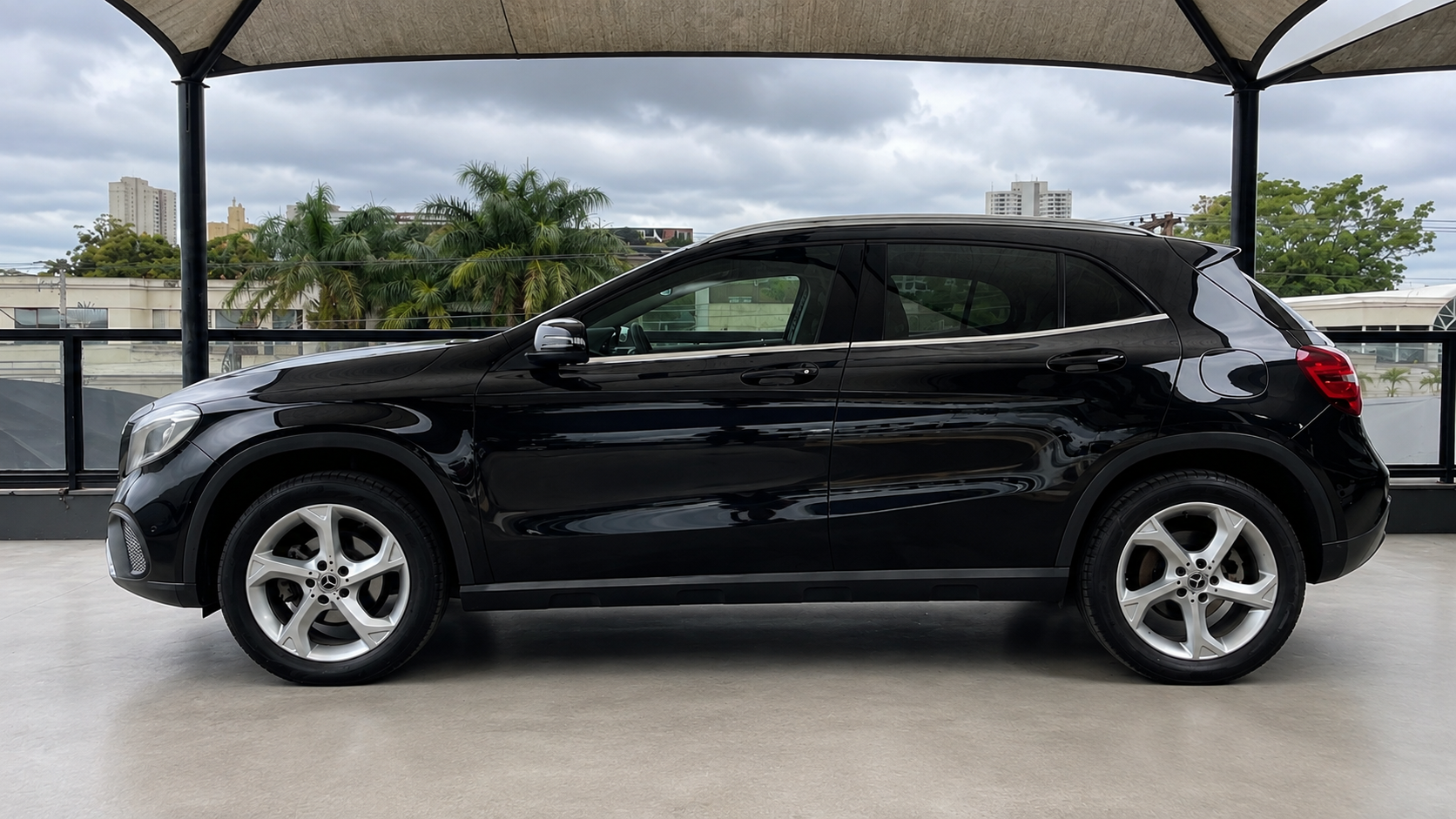MERCEDES GLA 200 ADVANCE 1.6T 2018 — foto 5