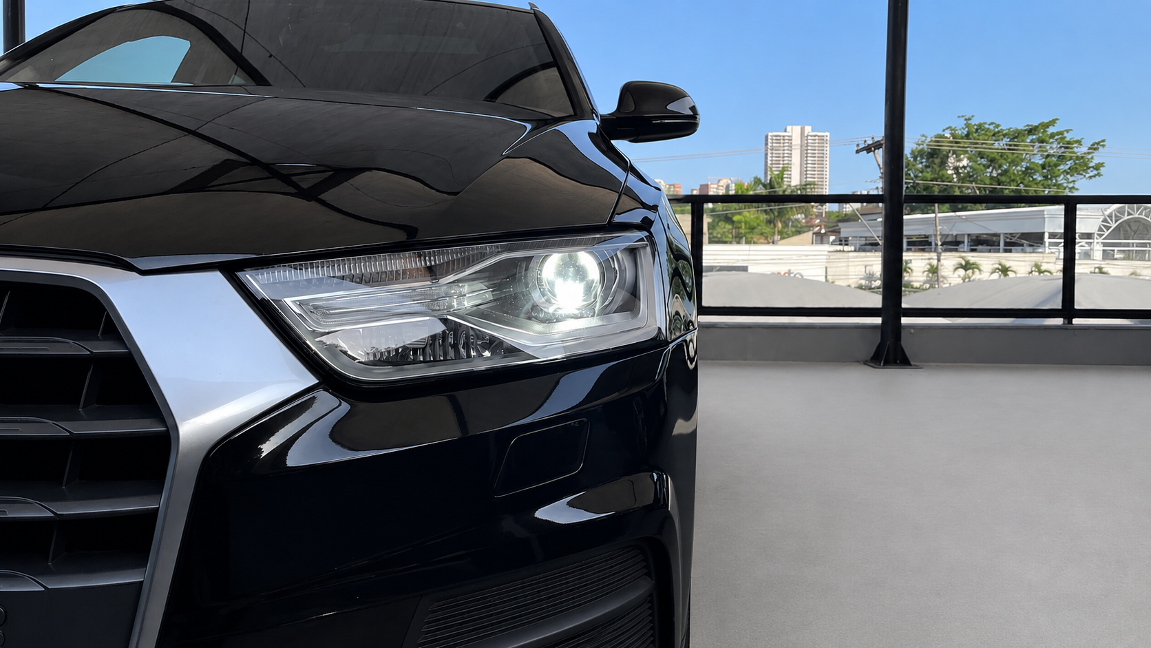AUDI Q3 TFSI AMBIENTE 2.0T 2016 — foto 4