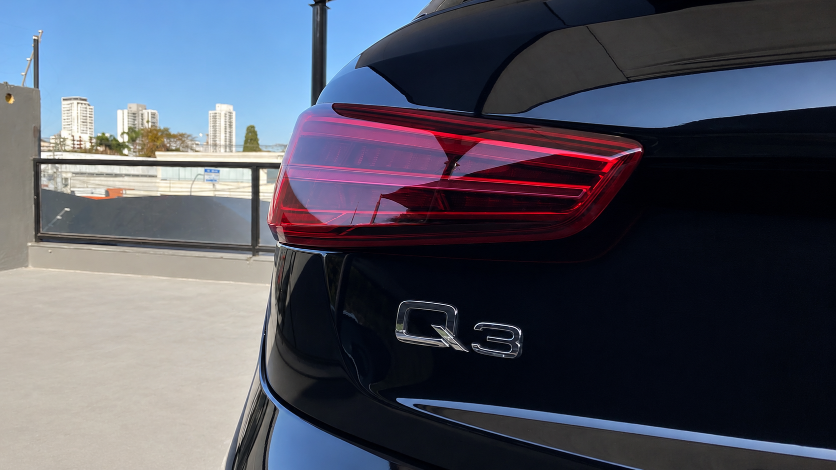 AUDI Q3 TFSI AMBIENTE 2.0T 2016 — foto 8